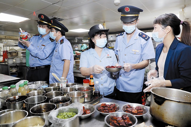 护航夏季食品安全